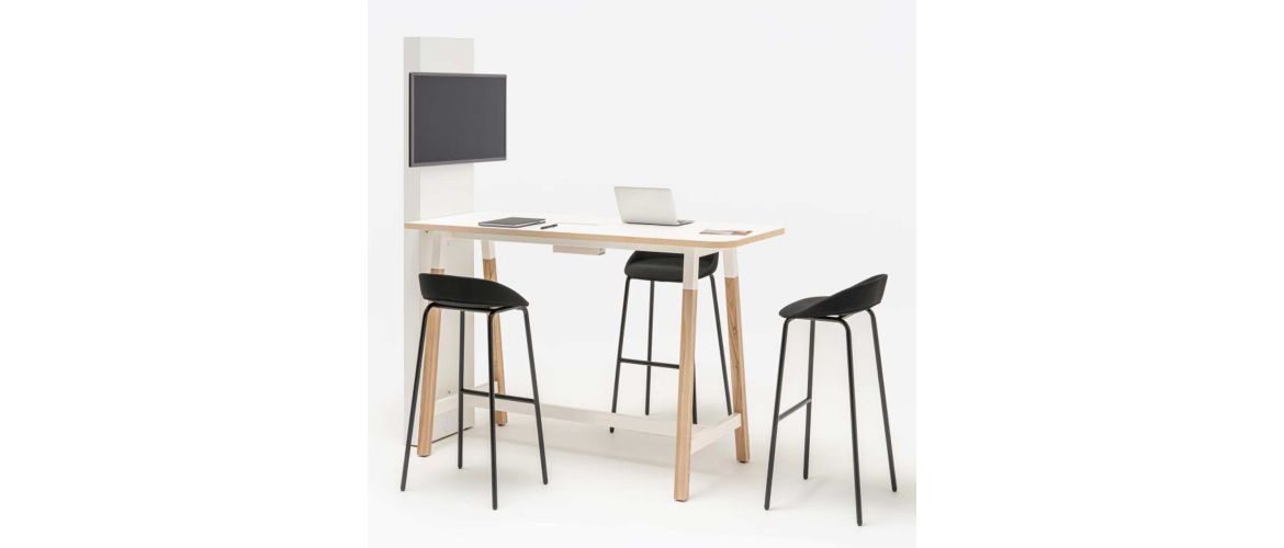 Table Connectee Table de réunion connectée, en bois mélaminée , Ravenne